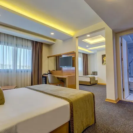 Kaynesia Spa & Wellness Hotel מלון 4*