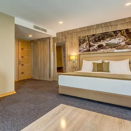 מלון Kaynesia Spa & Wellness Hotel