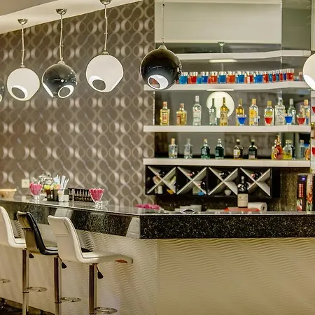 מלון Kaynesia Spa & Wellness Hotel