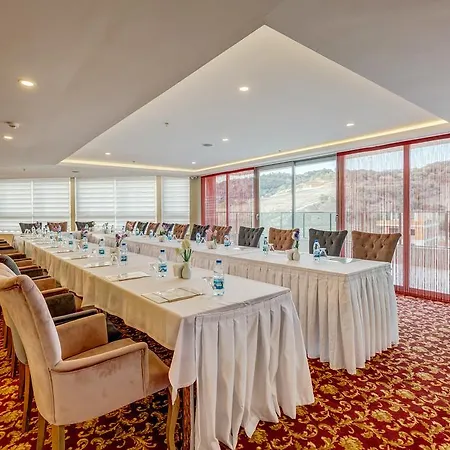 מלון Kaynesia Spa & Wellness Hotel Turgutlu