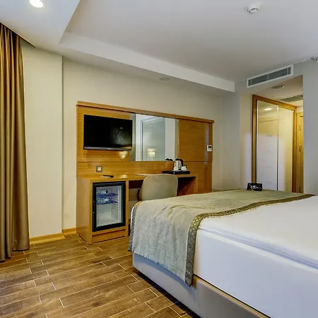 מלון Kaynesia Spa & Wellness Hotel Turgutlu