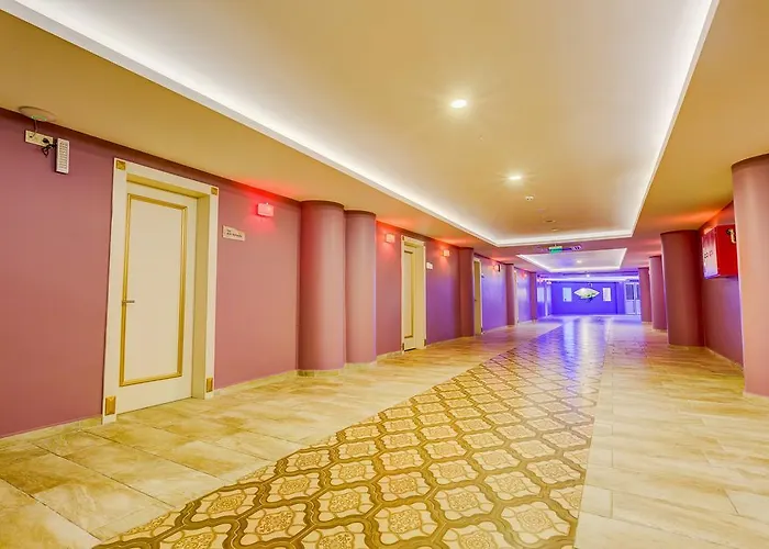 Kaynesia Hotels Spa & Welness Hotel