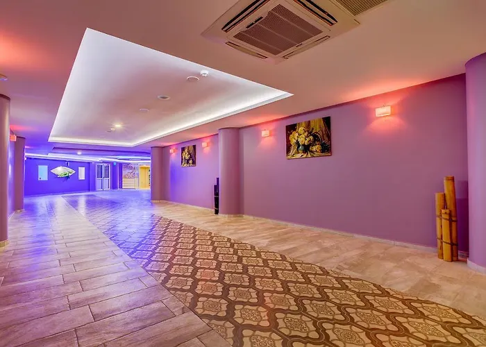 Hotel Kaynesia Hotels Spa & Welness 4*