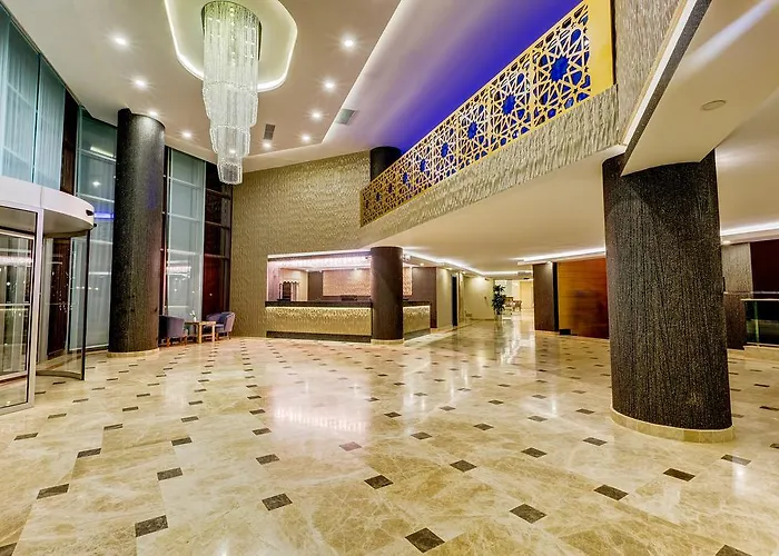 Kaynesia & Welness Hotel 4*